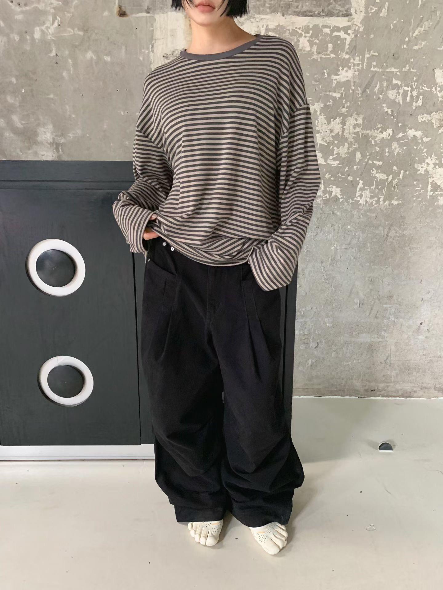雙鉚釘打摺牛仔褲
